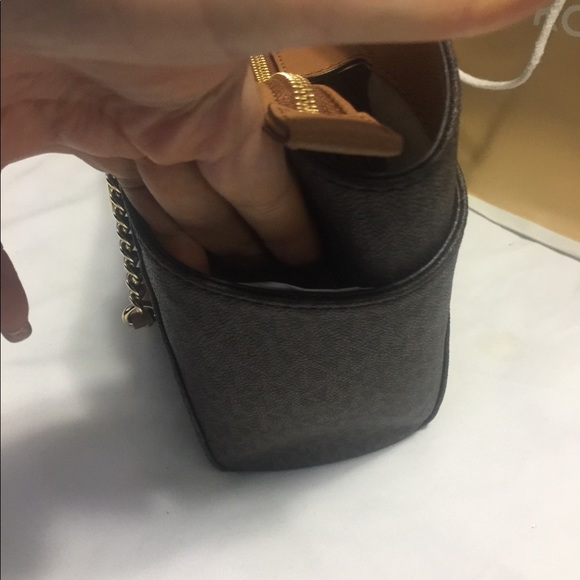 Michael Kors sold - Picture 7 of 7